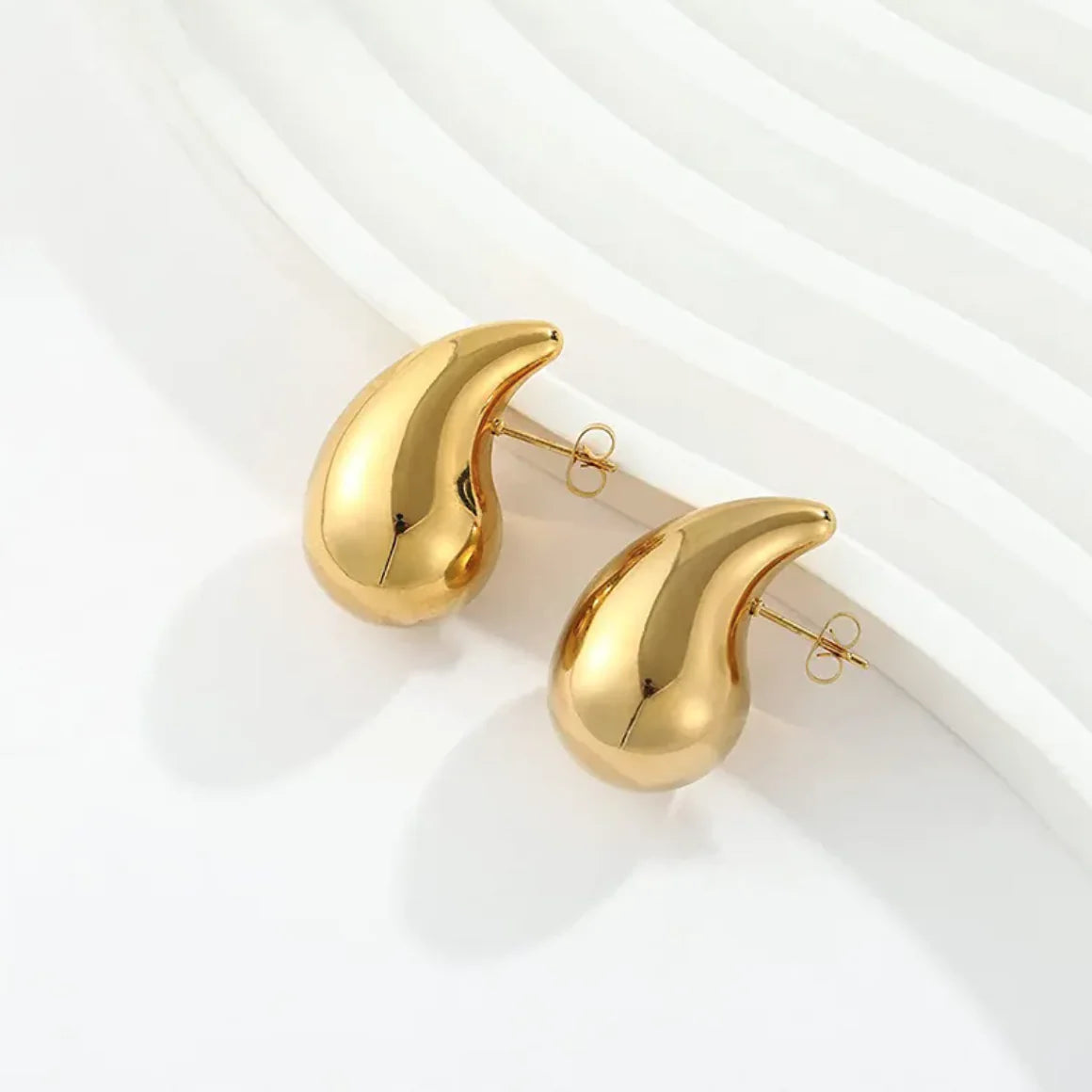 Metal Water Drop Earrings